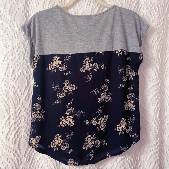 Xhilaration Relaxed Floral Tee - Picture 2 of 5